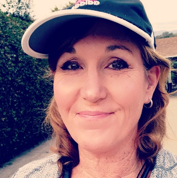 Meet your Posher, Julie - Picture 1 of 1